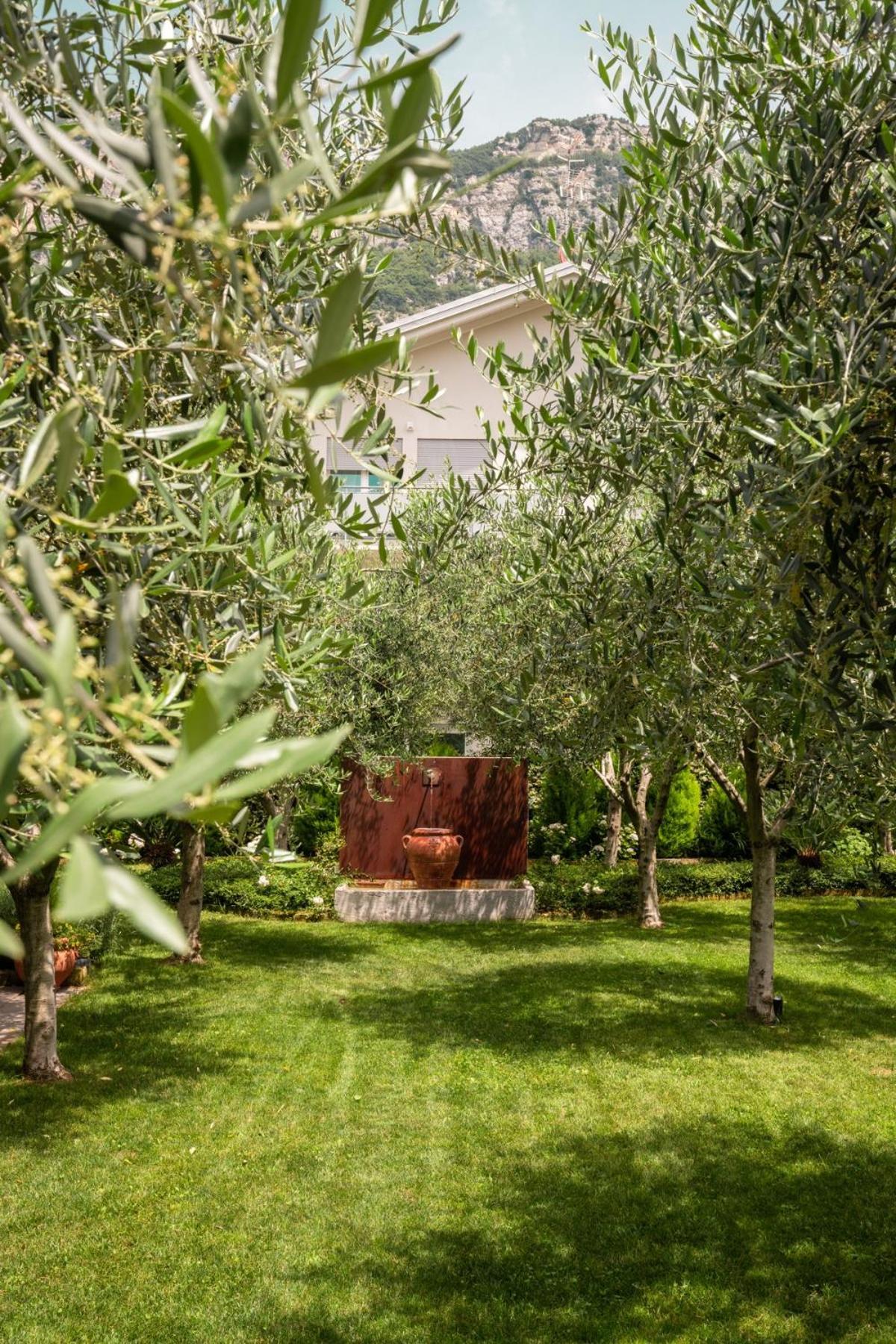 Casa 32 Loft - Garda Lake Torbole Sul Garda Buitenkant foto